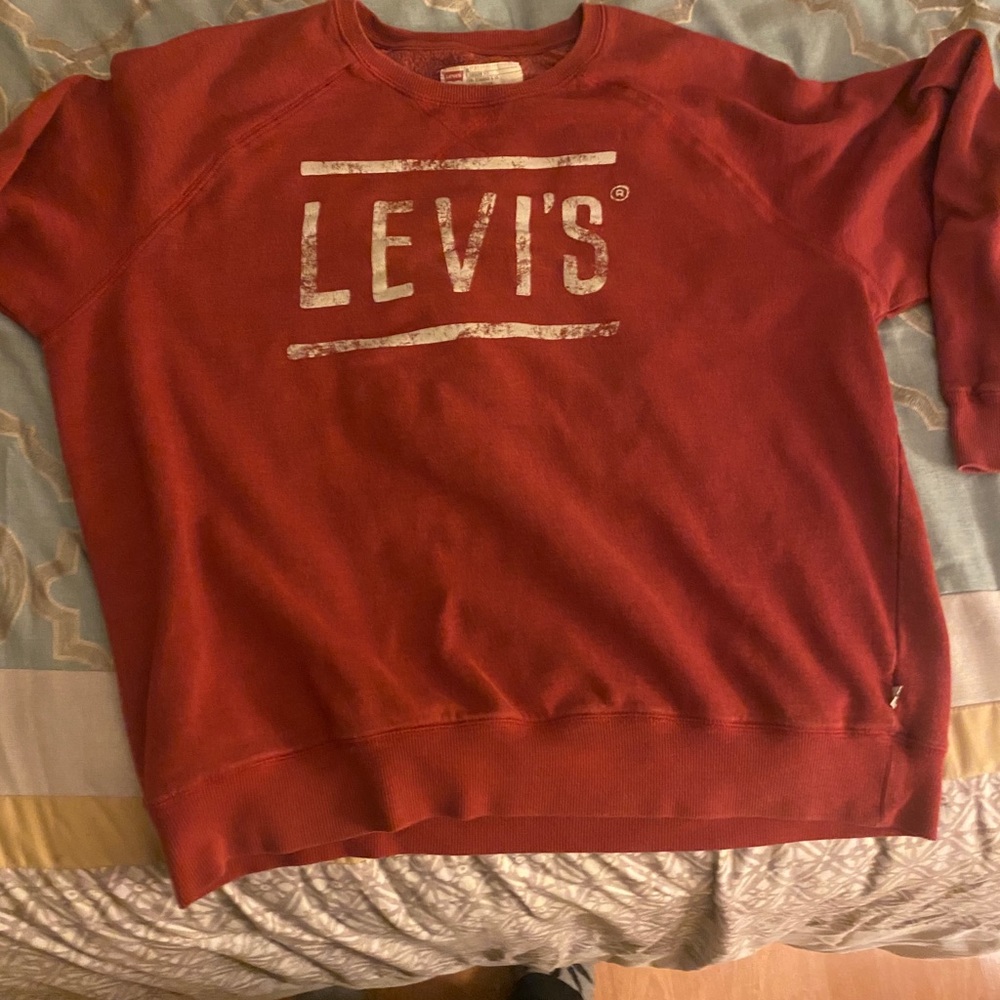 Vintage Levi’s sweatshirt